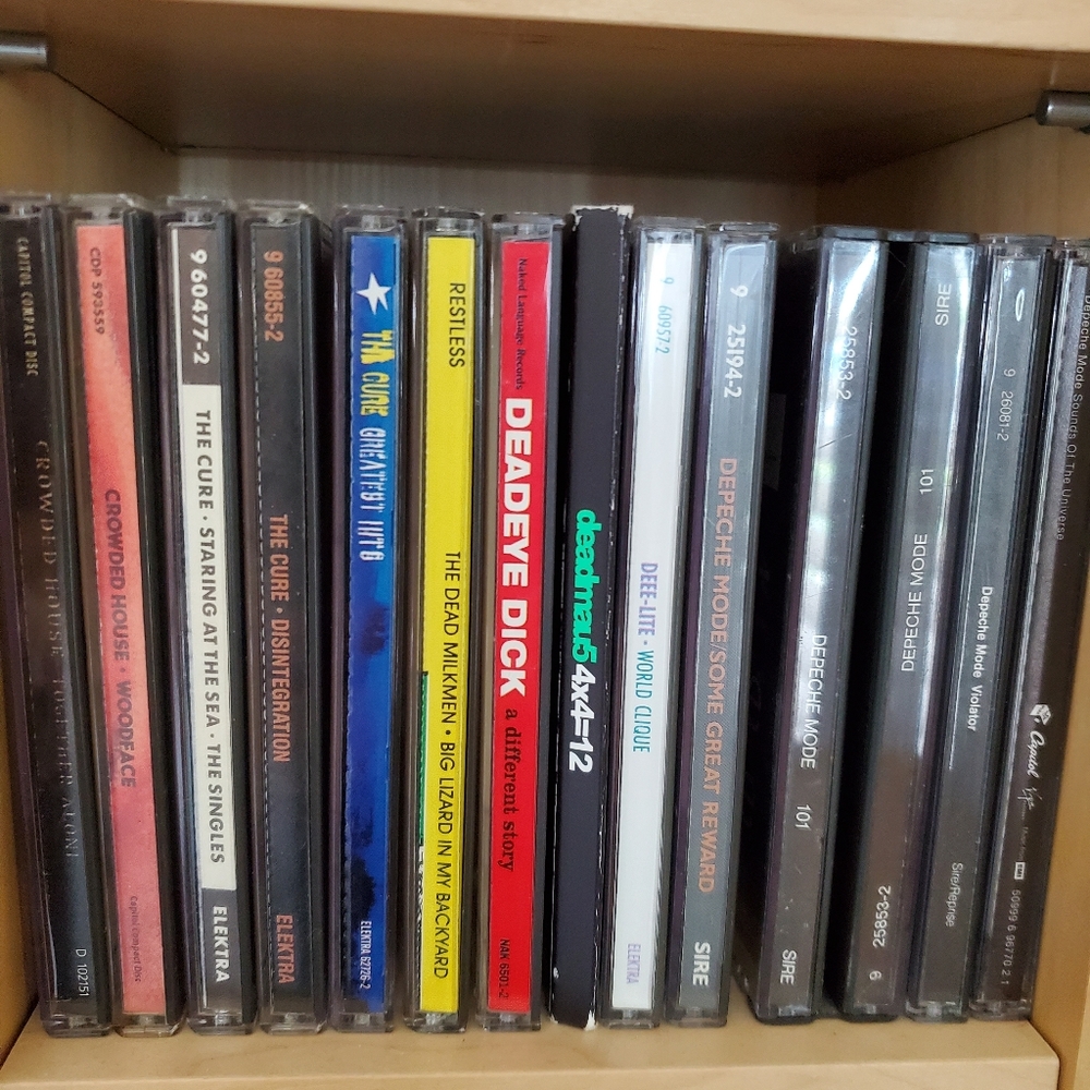 CD's - Picture 2 of 3